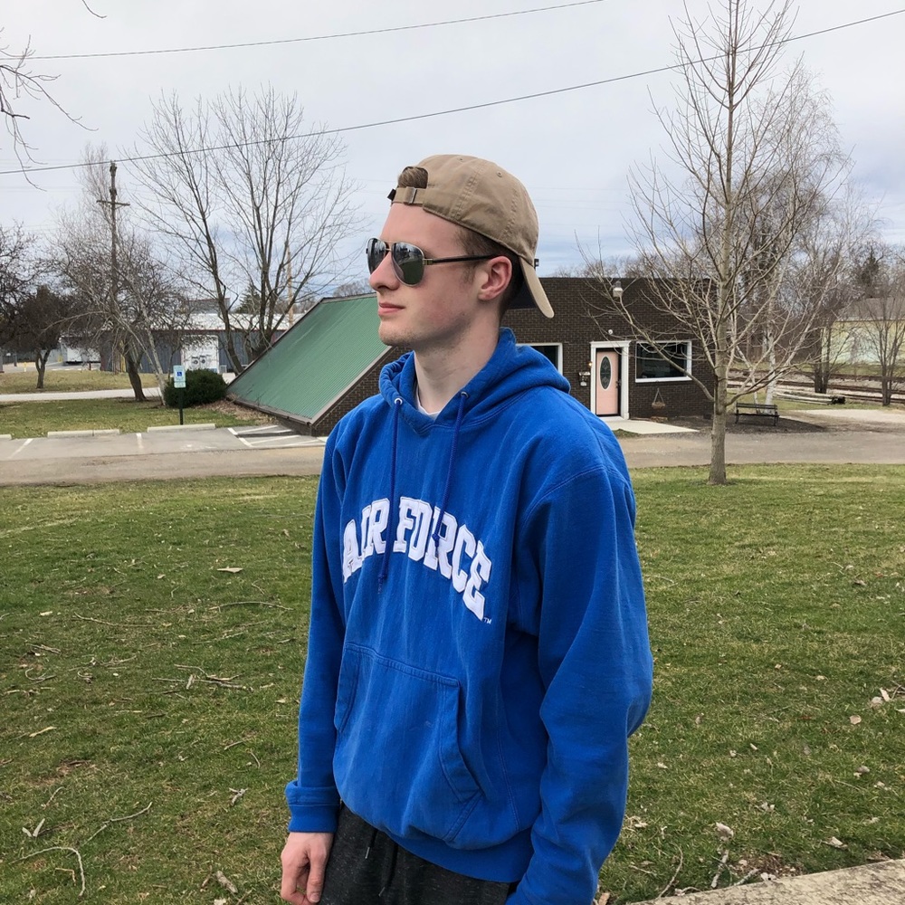 Meet your Posher, William